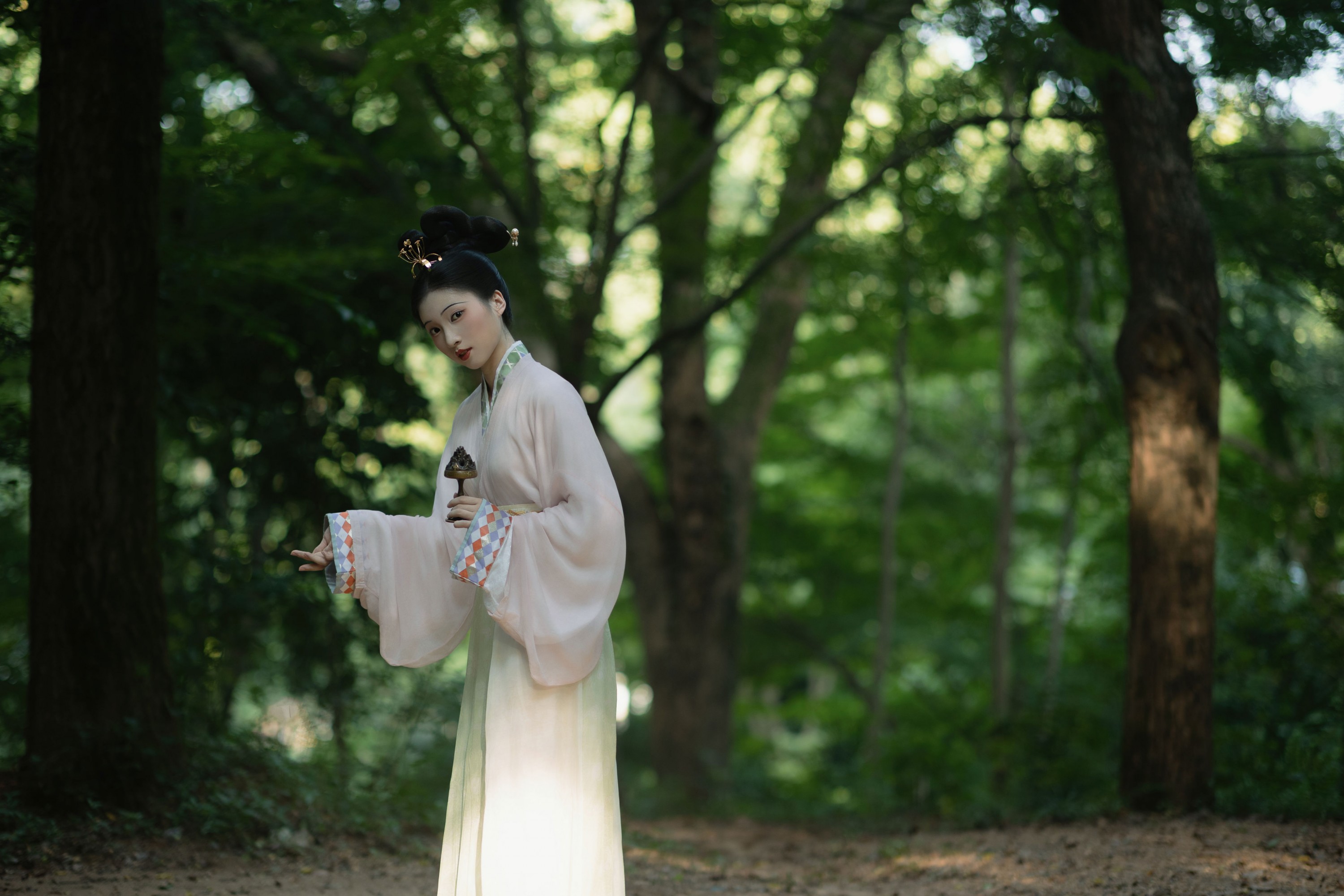 图片[5]-企鹅融融 – 《山中小憩》[50P]-COS写真在线网