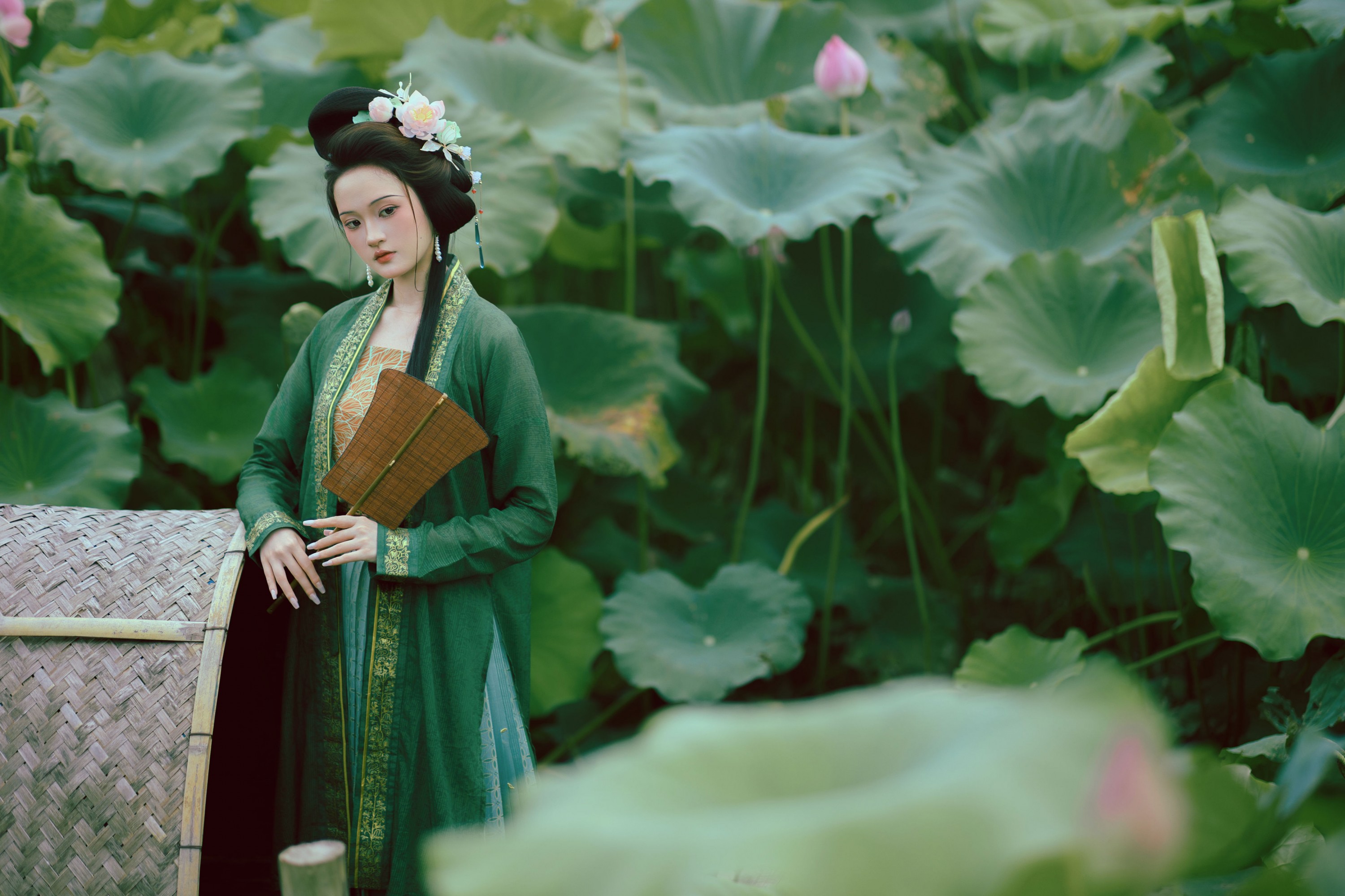 胡南南噢 – 《误入藕花》[45P]-COS写真在线网