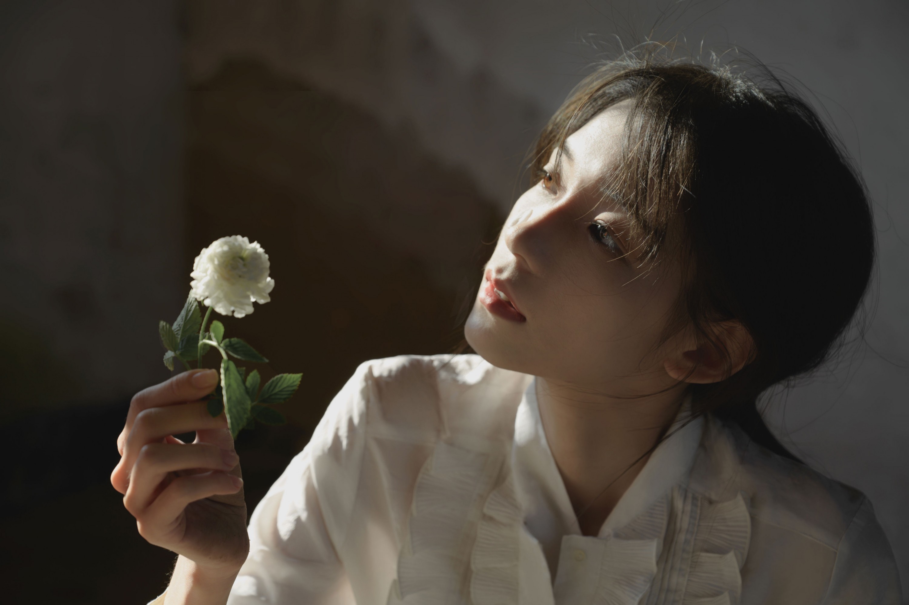森森 – 《细碎光影》[14P]-COS写真在线网