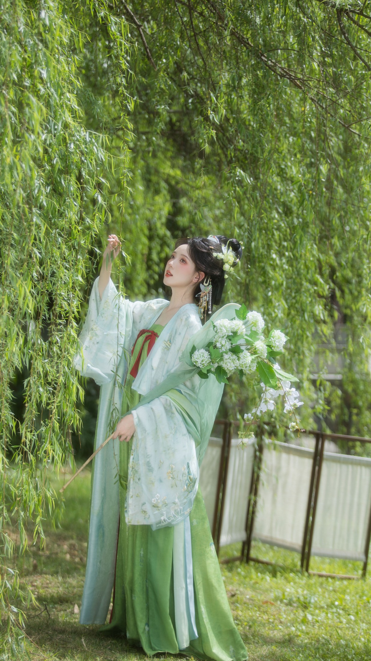 – 《杨柳依依》[13P]-COS写真在线网