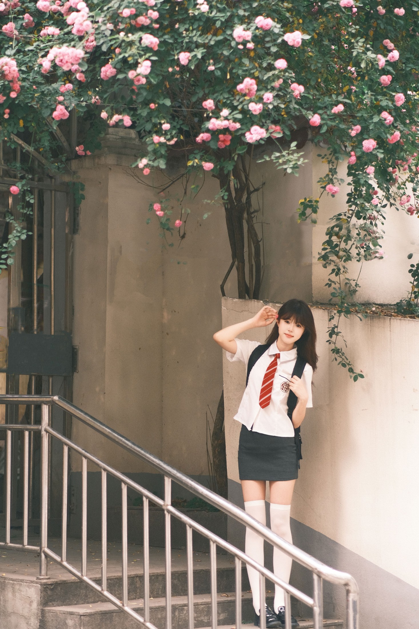可爱多 – 《学姐你好》[23P]-COS写真在线网