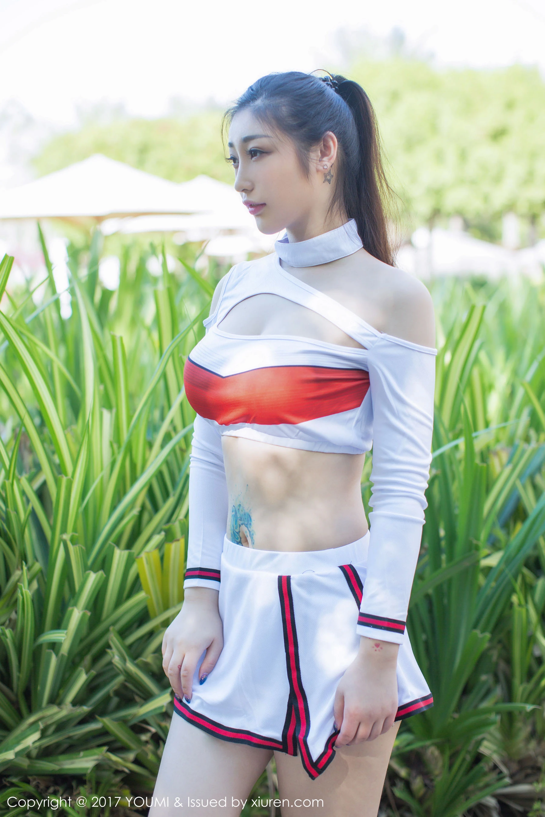 图片[2]-妲己_Toxic《制服+真空金属链》 尤蜜荟 VOL.090-COS写真在线网